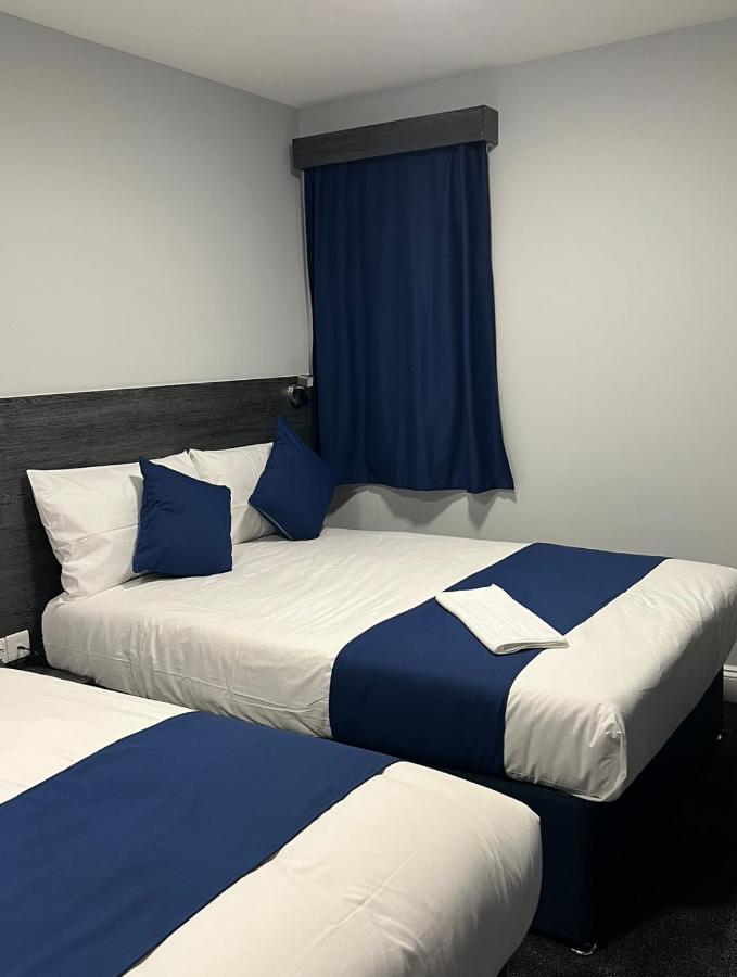 Blue Sapphire Hotel 伊尔福德 外观 照片
