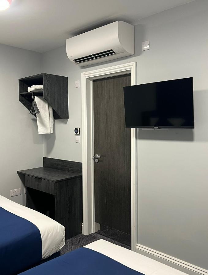 Blue Sapphire Hotel 伊尔福德 外观 照片